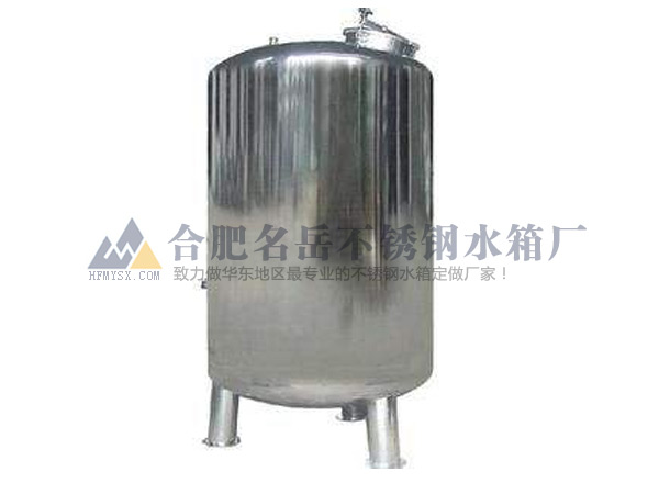 不銹鋼汽車(chē)水箱